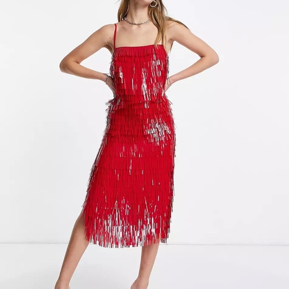 ASOS DESIGN shard detail midi dress with sheer waist detail in red - Picture 2 of 5